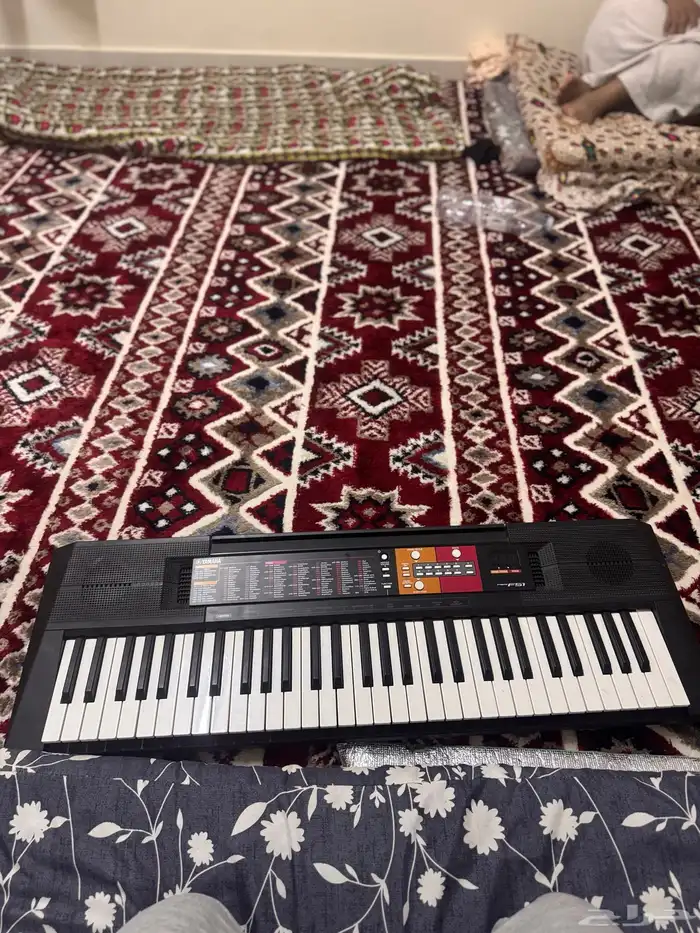 بيانو ياماها F51 0