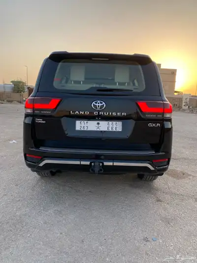 لاندكروزر GX.R L5 مودل 2022 نضيف 4