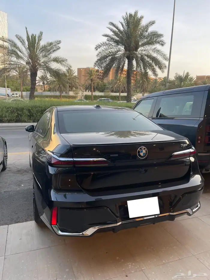بي ام دبليو الفئه السابعه 2025 موديل السنه بسائق و بدون 6