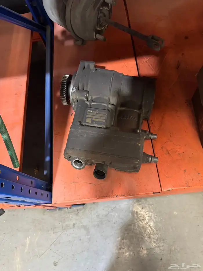 قطع غيار شاحنات مرسيدس 3