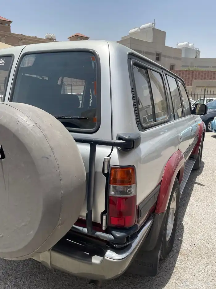 لاندكروزر VXR فل كامل 1993 5