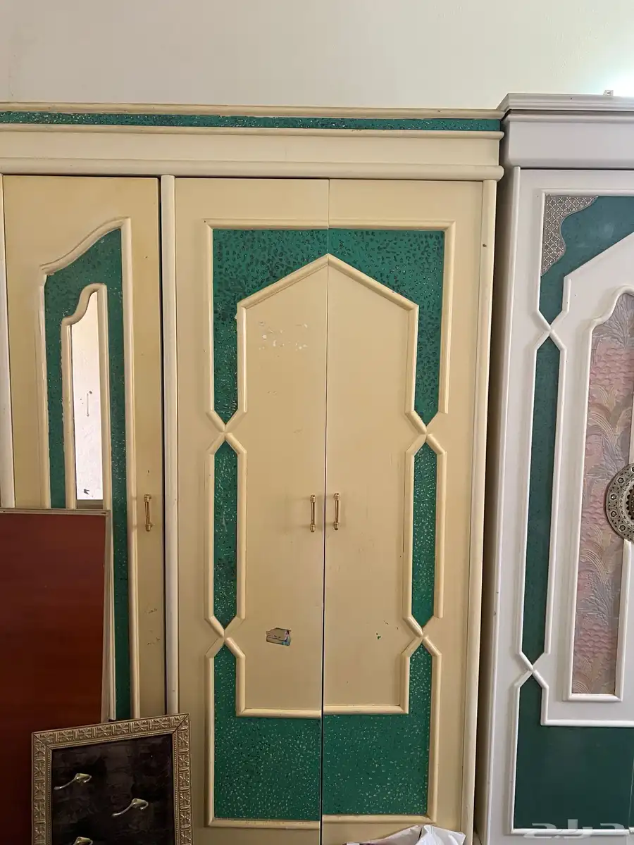 اثاث دولاب 1