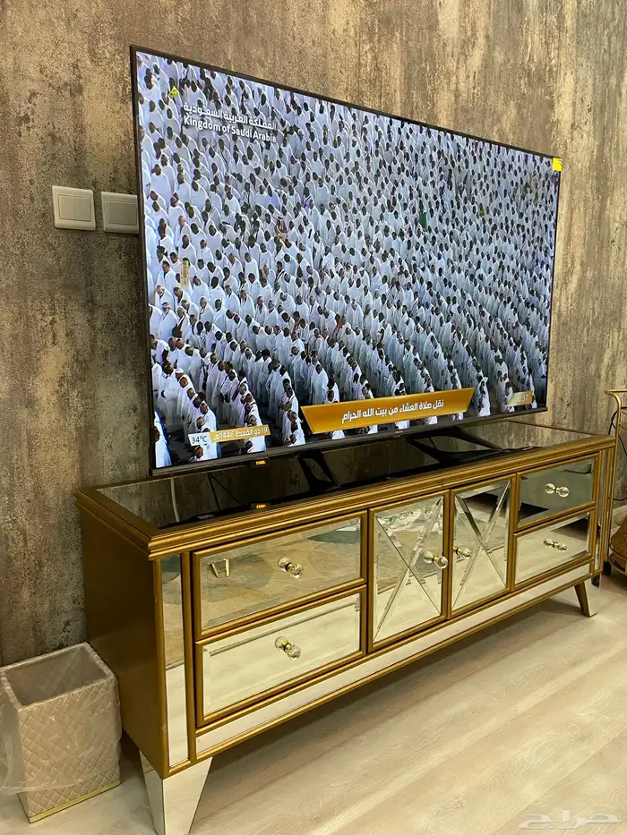 طاولة تلفزيون 1