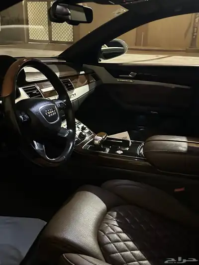 اودي A8 6