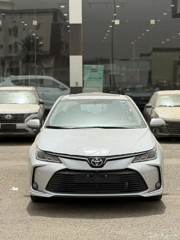 تويوتا كورولا 2025 فل ماكينة 2000cc 1