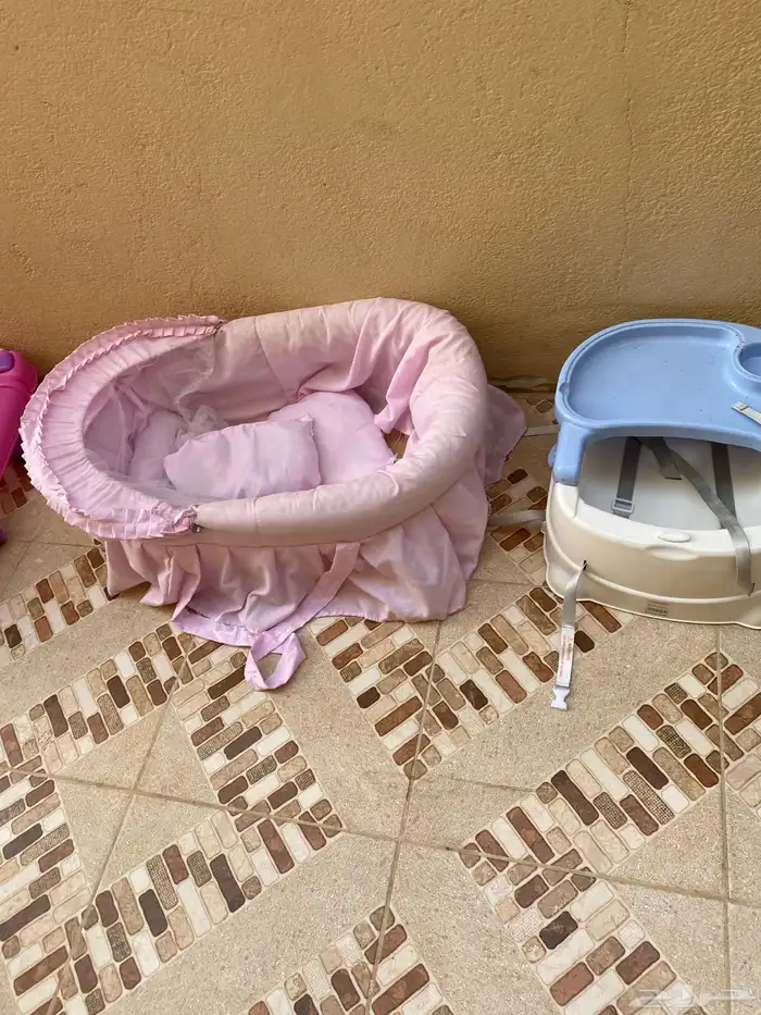 عربية اطفال للبيع 1