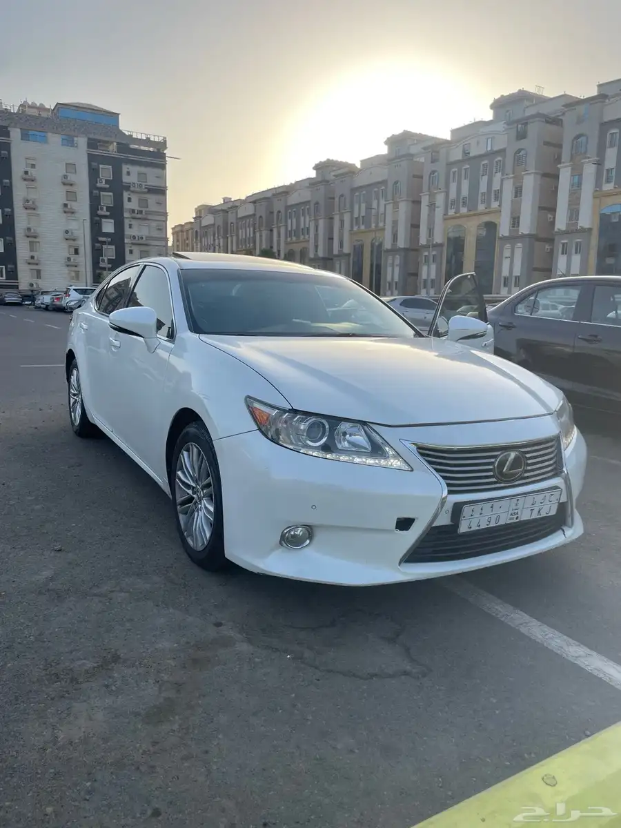 لكزس ES350 3