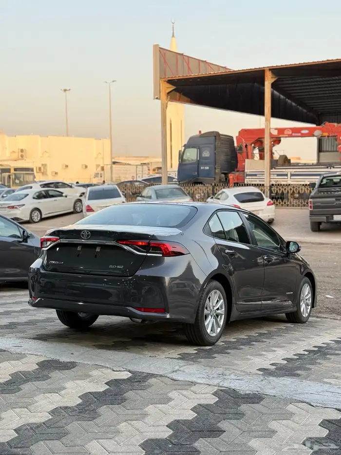 تايوتا كورولا 2025 اصفار XLi 2.0 مطور السعر 79900 19