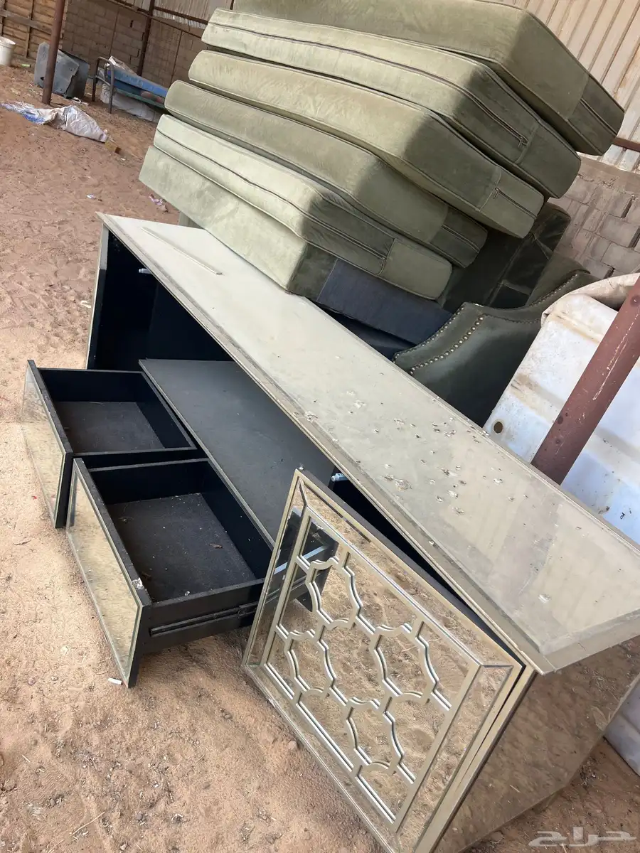 اثاث 1