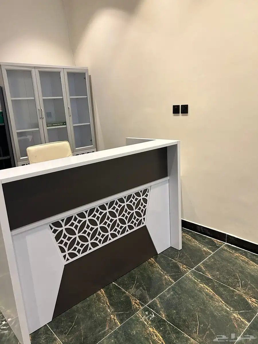 مكتب جديد   دولاب جديد وغير مستعمل 1