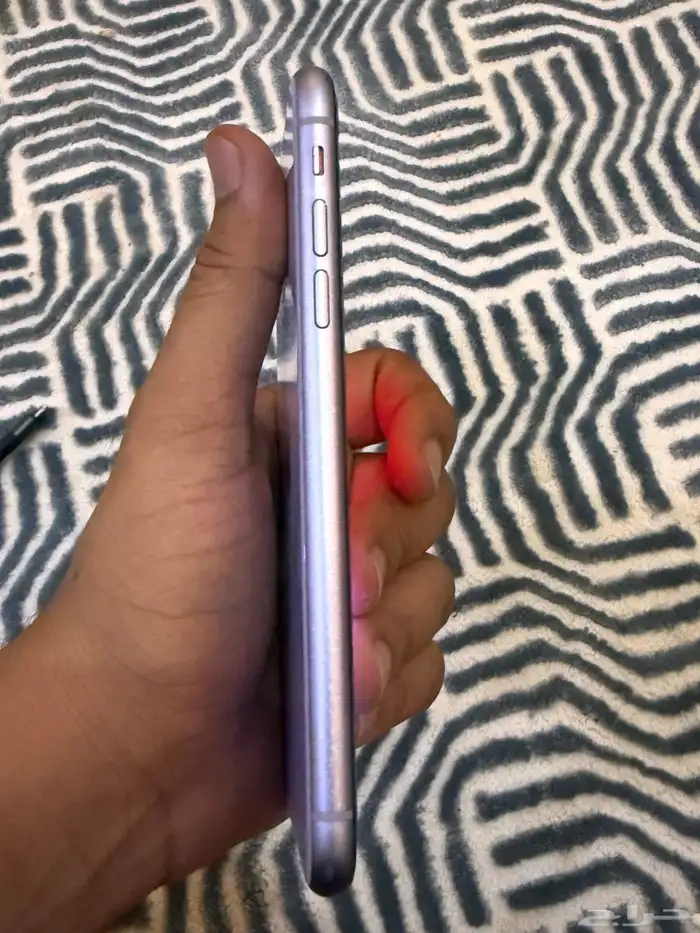 للبيع آيفون 11 بنفسجي 3