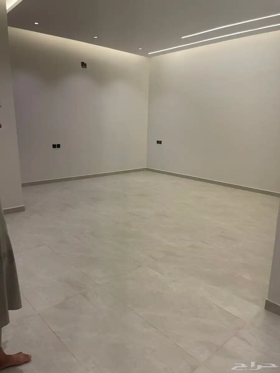 فله للبيع الجنادرية مخطط بوابة الشرق 9
