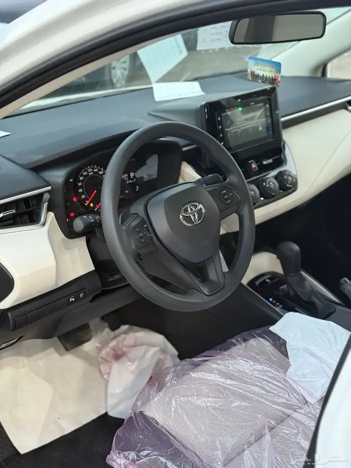 تايوتا كورولا 2025 اصفار XLi 2.0 مطور السعر 79900 6