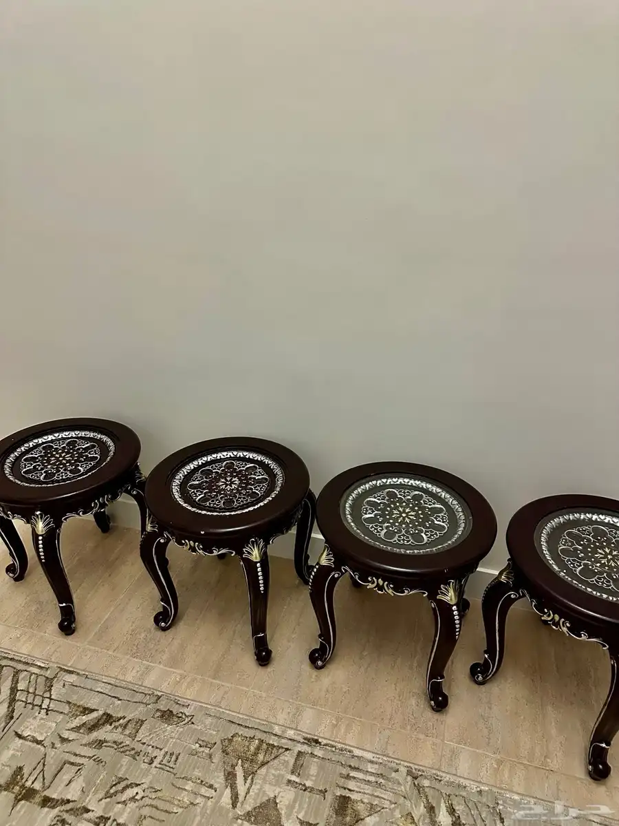طاولات خشب 4
