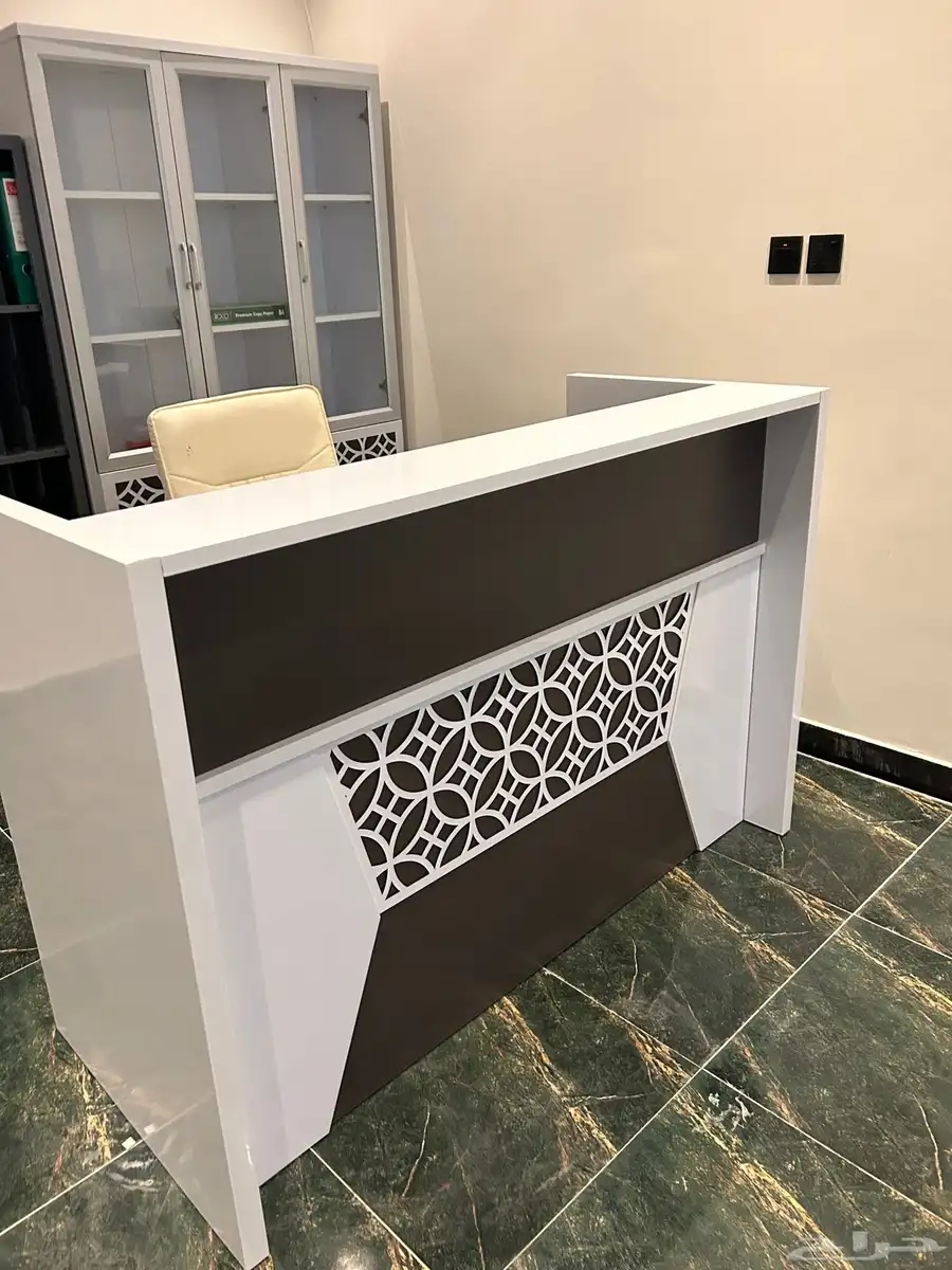 مكتب جديد   دولاب جديد وغير مستعمل 2