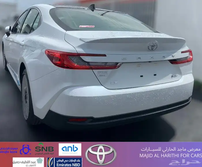 كامري LE هايبرد 2025 سقف بانوراما ب124.200 شامل الضريبة 3