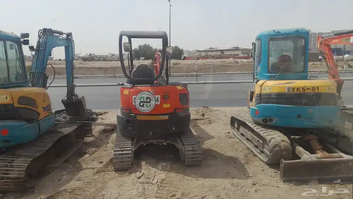 بوكلين صغير للإيجار 1