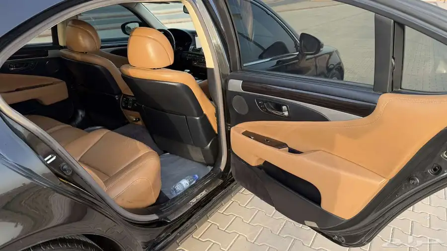 للبيع لكزس 460 L لارج عبداللطيف جميل موذيل 2013 5