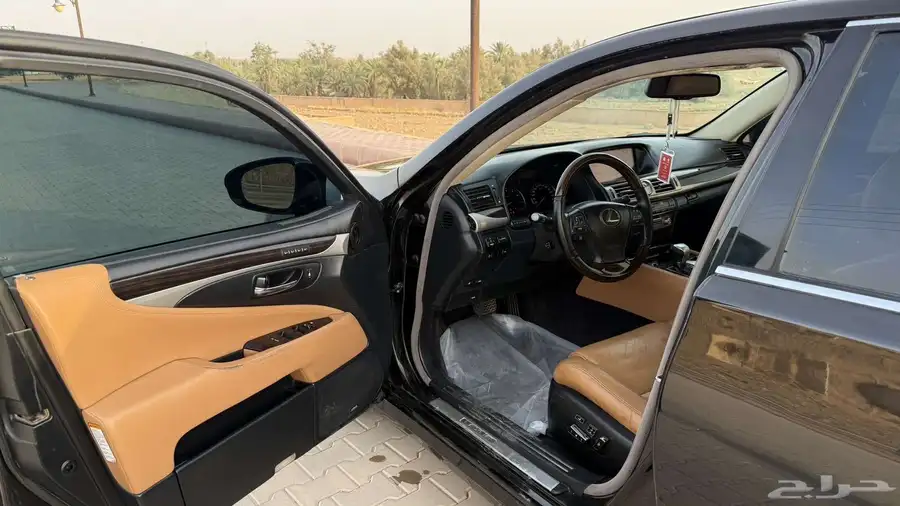 للبيع لكزس 460 L لارج عبداللطيف جميل موذيل 2013 1
