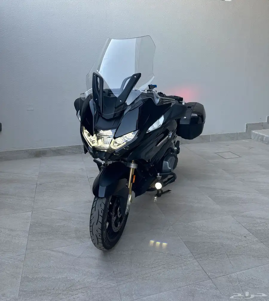 BMW 2022 R1250 RT triple black 5
