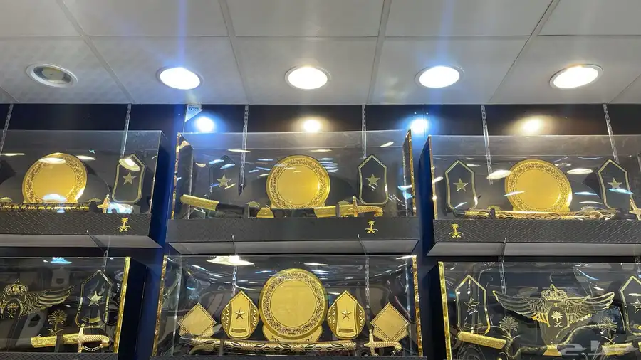 هدايا زواج ترقية تخرج جامعة تكريم بشت سيف 14