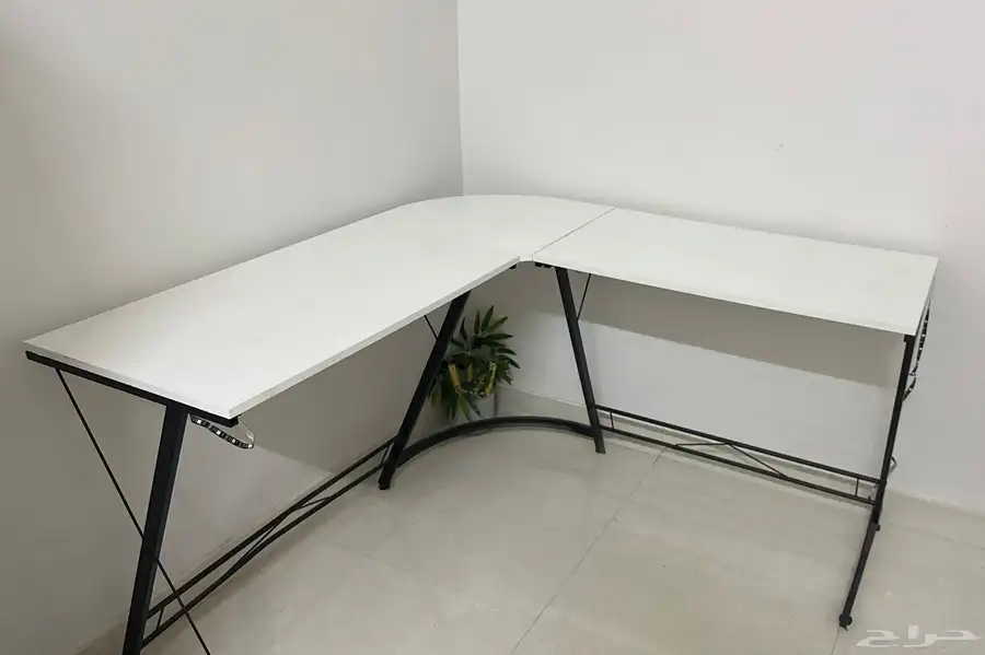 طاولة 1