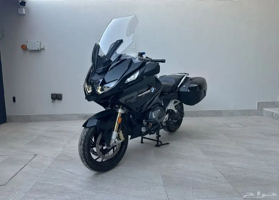 BMW 2022 R1250 RT triple black 0