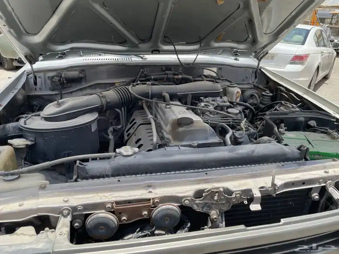 لاندكروزر VXR فل كامل 1993 35