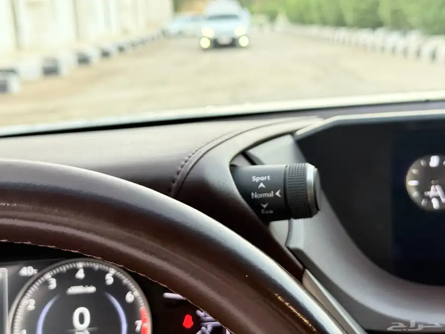 لكزس Es350 موديل 2020 شرط ممشى قليل 20