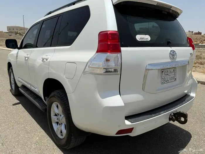 تم البيع برادو 2011 ستة سلندر فل بدون فتحة مخزن 10