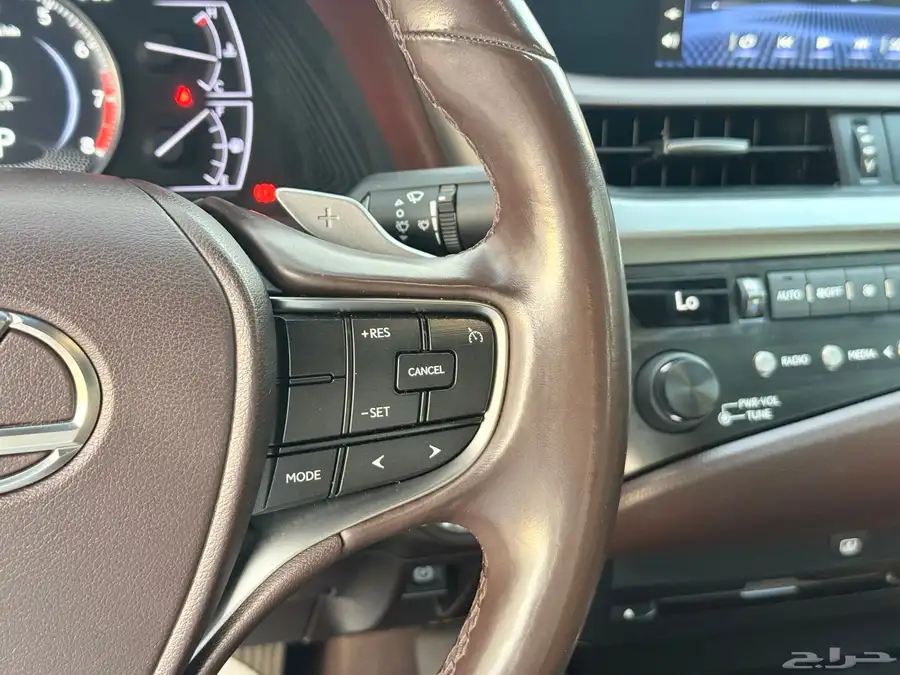 لكزس Es350 موديل 2020 شرط ممشى قليل 16