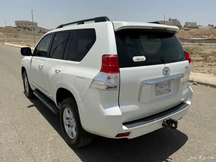 تم البيع برادو 2011 ستة سلندر فل بدون فتحة مخزن 12