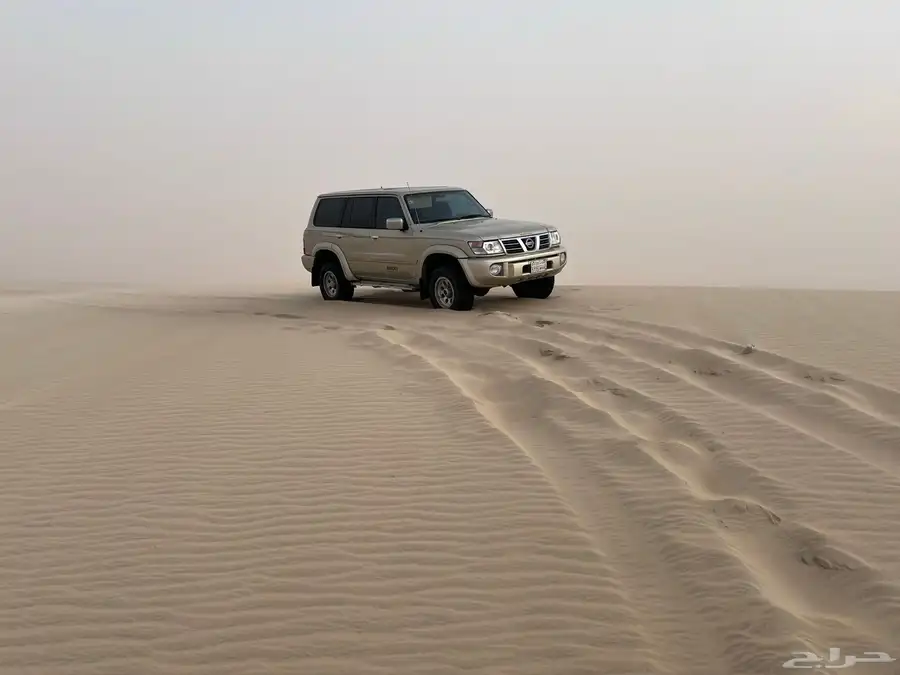 نيسان باترول سوبر سفاري 4