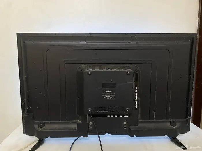 شاشة سمارت نضيفه ع الشرط ع الشرط .الحد 350 يوجد 3