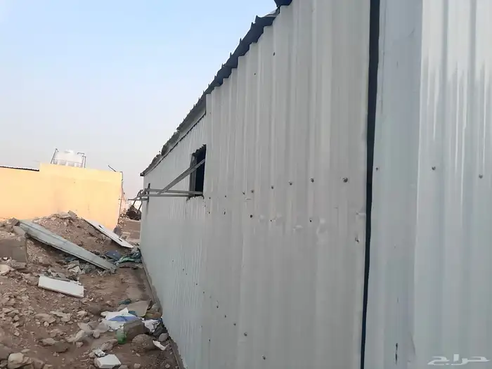 عدد 5 غرف 12 متر للبيع مستخدم نظيف بركسات 4