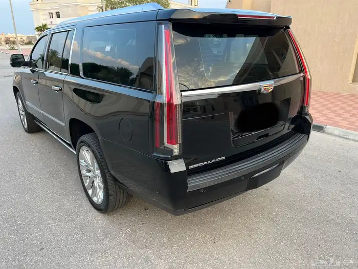 كاديلاك ( اسكاليد طويل ) الموديل 2019 فل كامل 41