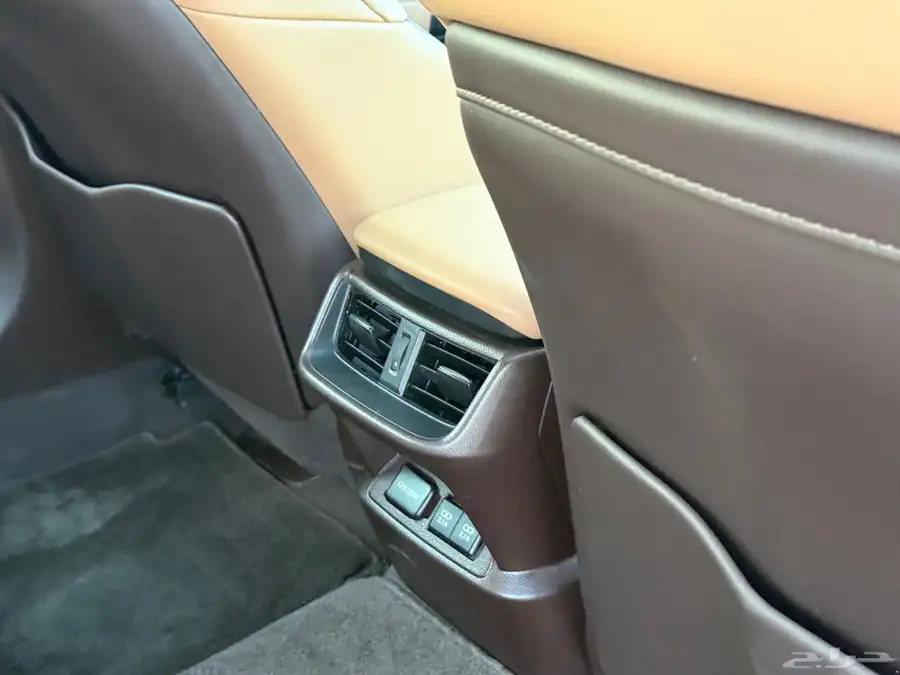 لكزس Es350 موديل 2020 شرط ممشى قليل 42