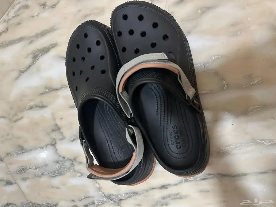 جزمة كروكس جديد 0