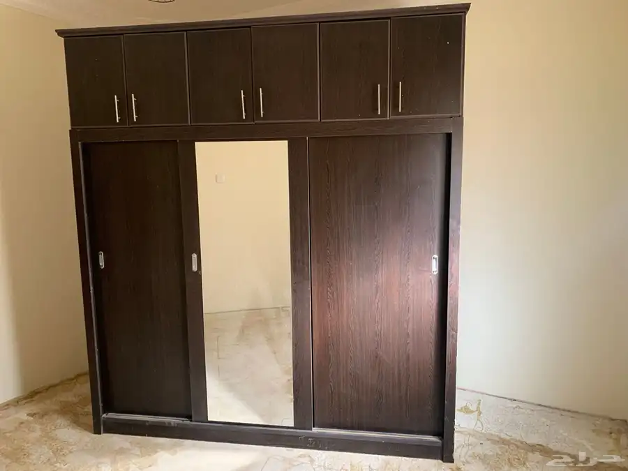 دولاب ملابس 0