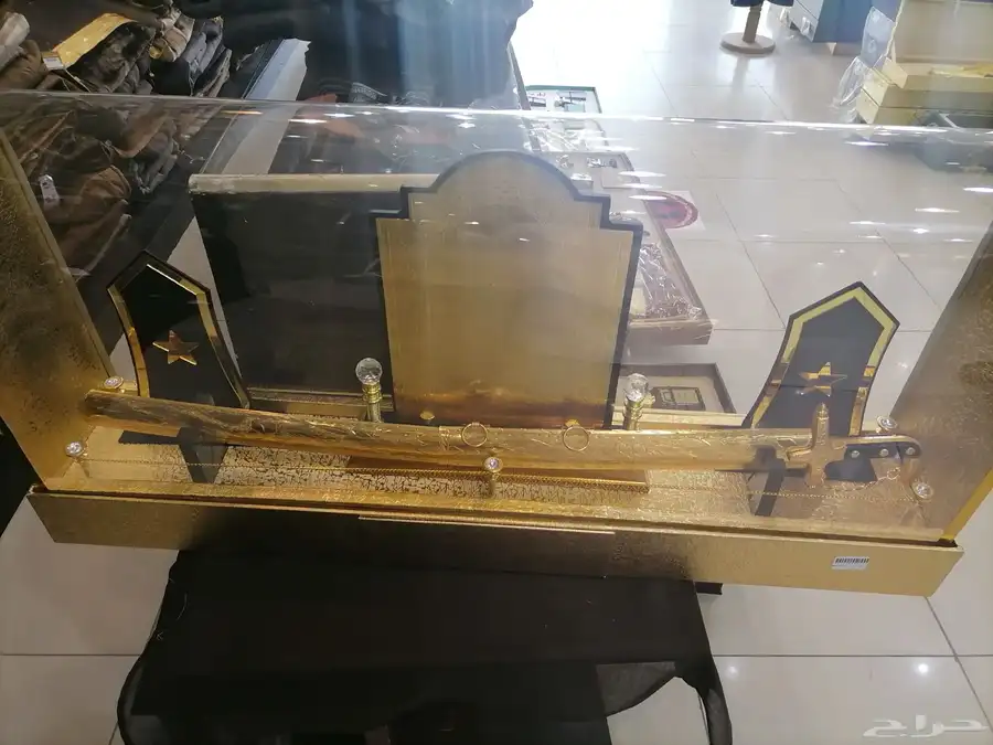 هدايا زواج ترقية تخرج جامعة تكريم بشت سيف 60