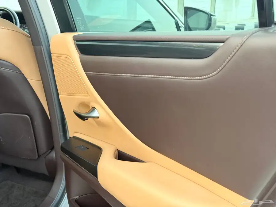 لكزس Es350 موديل 2020 شرط ممشى قليل 41