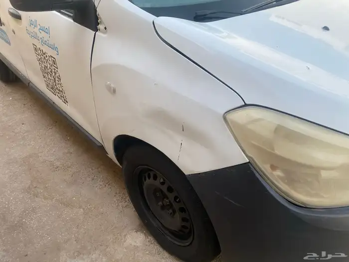 سيارة فان رينو دوكر 6