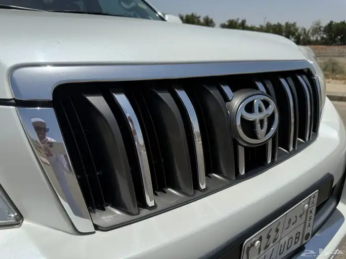 تم البيع برادو 2011 ستة سلندر فل بدون فتحة مخزن 23