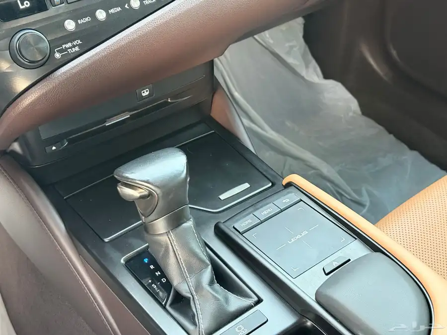 لكزس Es350 موديل 2020 شرط ممشى قليل 13