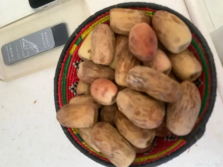 تمر بياض وماكل نجران 0