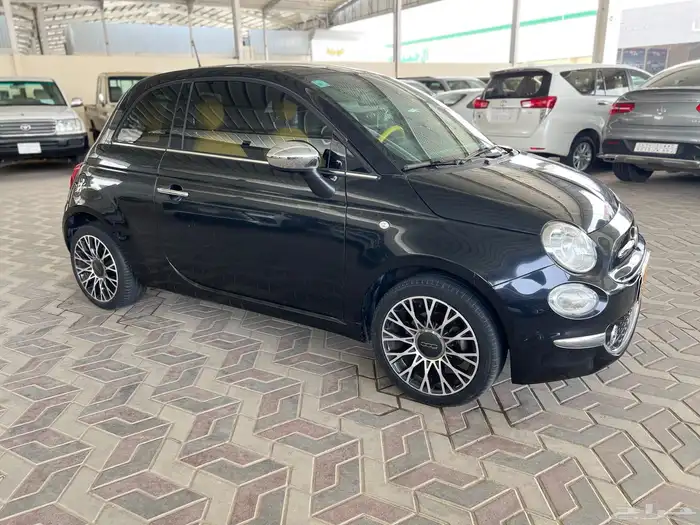 فيات 2020 سعودي ماشي 106 الف قمة فالنظافة داخل اصفر 1