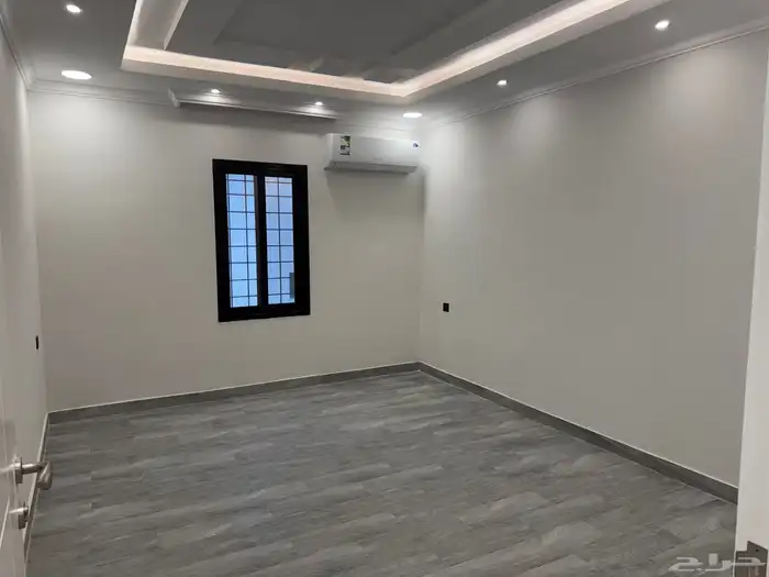 شقه 6 غرف مكيفه ومطبخ جديد 5