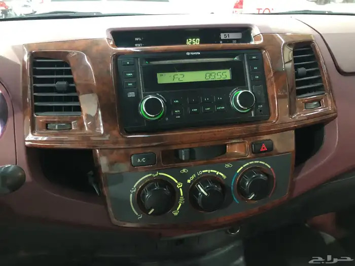 هايلوكس (2013) العداد (000 92) 28