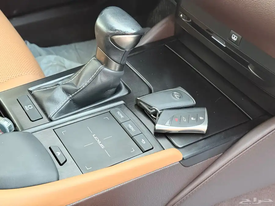 لكزس Es350 موديل 2020 شرط ممشى قليل 26