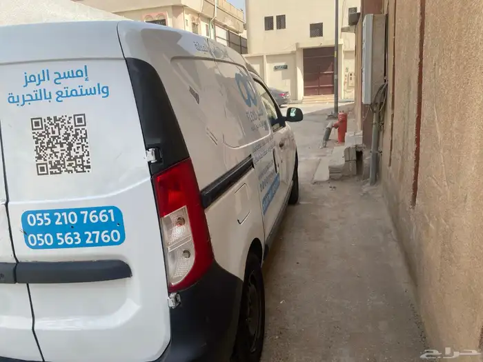 سيارة فان رينو دوكر 5